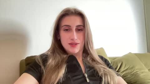 walkiria19 online show from 06-14-26, 12:18