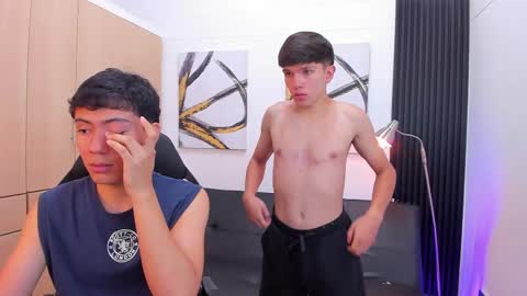 Hi  I am Venus kloy Thiago online show from 09-26-25, 03:10