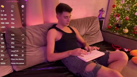 Snapshot of walt_enjoy chatting on 12-15-24, 06:59 Walt Enjoy online show from 12-15-24, 06:59