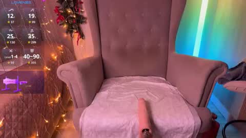 Snapshot of walt_enjoy chatting on 12-13-25, 07:53 Walt Enjoy online show from 12-13-25, 07:53