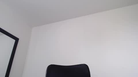 Snapshot of walter_brownn01 chatting on 01-17-25, 06:23 WALTER BROWN  online show from 01-17-25, 06:23