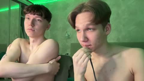 Snapshot of walterback chatting on 02-24-25, 02:37 Mark and Tom online show from 02-24-25, 02:37