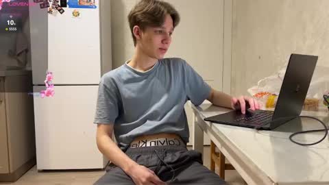 Snapshot of walterback chatting on 02-25-25, 05:25 Mark and Tom online show from 02-25-25, 05:25