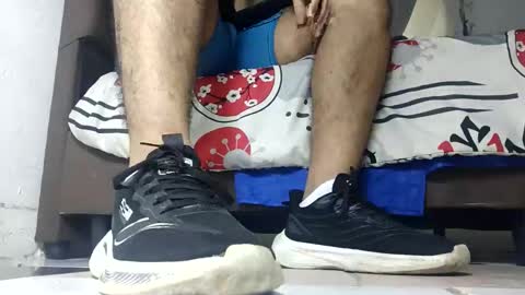 Snapshot of waltherfeet_ chatting on 05-25-26, 01:11 WaltherFeet online show from 05-25-26, 01:11