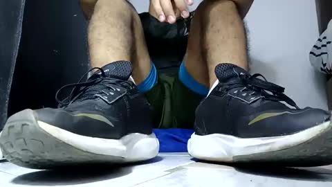Snapshot of waltherfeet_ chatting on 05-26-26, 01:12 WaltherFeet online show from 05-26-26, 01:12