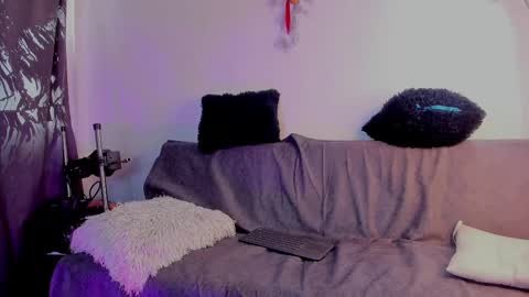 Wanda online show from 03-08-25, 03:35