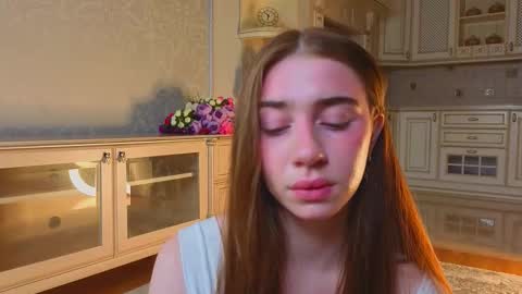 hello guys im Lilian online show from 09-22-25, 03:08