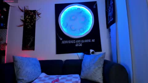   online show from 05-03-26, 03:12