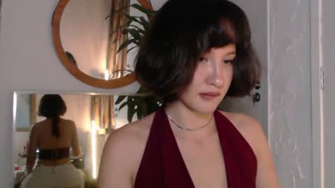 Snapshot of wanderwhitch chatting on 07-27-26, 11:23 Miya online show from 07-27-26, 11:23