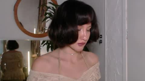 Snapshot of wanderwhitch chatting on 07-28-26, 06:31 Miya online show from 07-28-26, 06:31