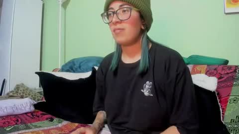 Snapshot of waningrosee chatting on 02-11-25, 06:44 Waningrose Lu online show from 02-11-25, 06:44