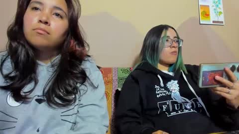 Snapshot of waningrosee chatting on 09-28-25, 10:37 Waningrose Lu online show from 09-28-25, 10:37