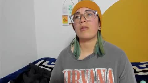 Snapshot of waningrosee chatting on 11-18-25, 11:59 Waningrose Lu online show from 11-18-25, 11:59