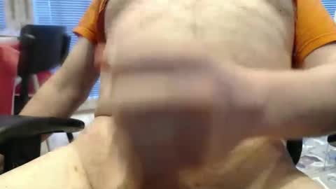 Snapshot of wankmasterg chatting on 03-12-26, 10:43 Wank Master online show from 03-12-26, 10:43