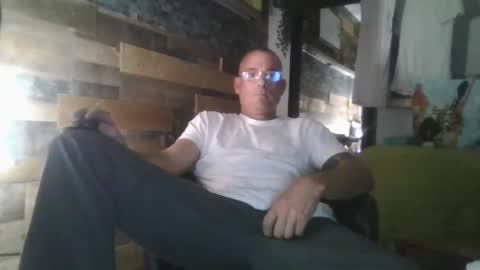 Snapshot of wantmymantofukme chatting on 10-01-25, 05:30 wantmymantofukme online show from 10-01-25, 05:30