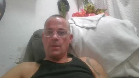 Snapshot of wantmymantofukme chatting on 10-05-25, 06:39 wantmymantofukme online show from 10-05-25, 06:39