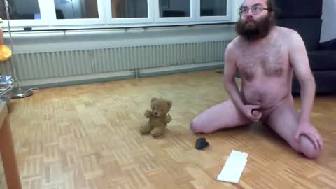 Snapshot of wantsahug chatting on 11-19-25, 09:48 wantsahug online show from 11-19-25, 09:48