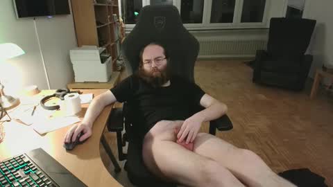 Snapshot of wantsahug chatting on 02-18-26, 01:34 wantsahug online show from 02-18-26, 01:34