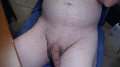 Snapshot of wantyou___ chatting on 12-16-25, 06:13 wantyou___ online show from 12-16-25, 06:13