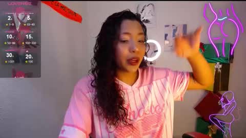 Snapshot of warisgoddes chatting on 11-17-25, 09:04 EMILY online show from 11-17-25, 09:04