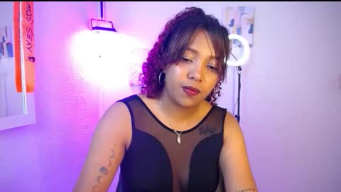 Snapshot of warisgoddes chatting on 04-27-26, 10:24 EMILY online show from 04-27-26, 10:24
