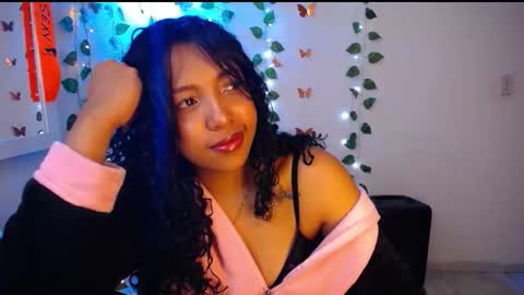 Snapshot of warisgoddes chatting on 05-21-26, 10:00 EMILY online show from 05-21-26, 10:00