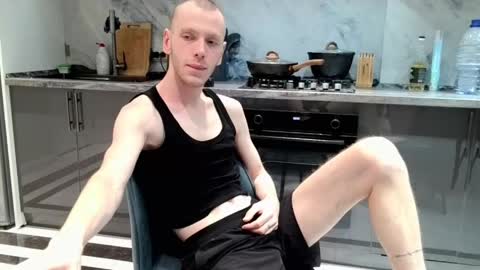 Snapshot of warmwhisp chatting on 06-03-26, 06:57 ZID online show from 06-03-26, 06:57