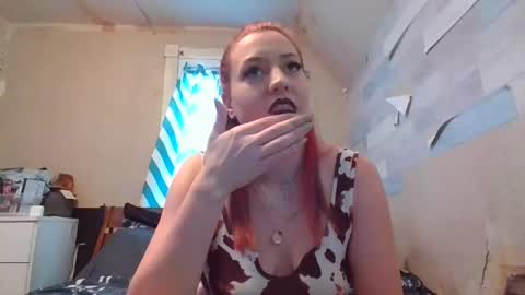 Snapshot of warwhore24 chatting on 12-29-24, 06:05 warwhore24 online show from 12-29-24, 06:05