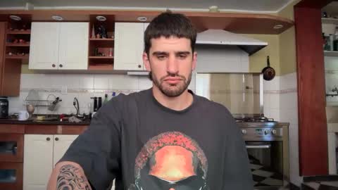 wearetwo online show from 10-29-25, 06:42