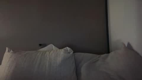 Watch your Bae online show from 04-16-26, 02:12