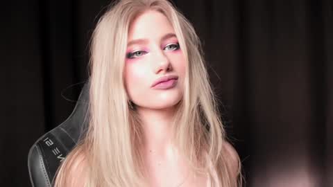 waterfallwoods online show from 01-22-25, 05:26