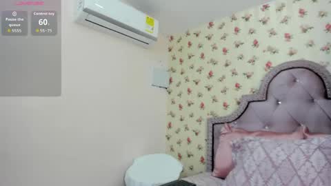 Milf Latina online show from 05-24-26, 01:49