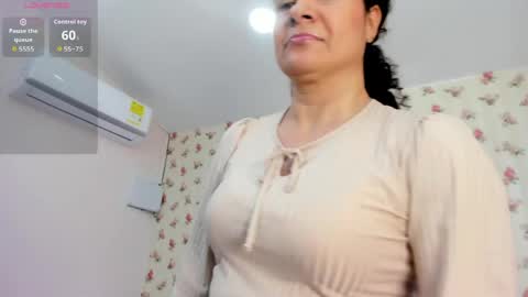 Milf Latina online show from 05-30-26, 01:30