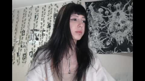 Mina online show from 05-13-26, 03:42