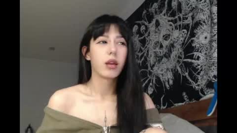 Mina online show from 06-20-26, 10:23