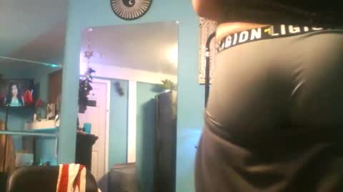 Snapshot of waynesroom chatting on 02-06-25, 07:13 waynesroom online show from 02-06-25, 07:13