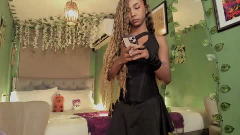 Snapshot of wayuu_goddess chatting on 02-02-25, 09:02 Wayuu Goddess 3 online show from 02-02-25, 09:02