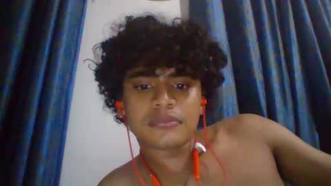 waywardcloud21 online show from 01-12-26, 04:56