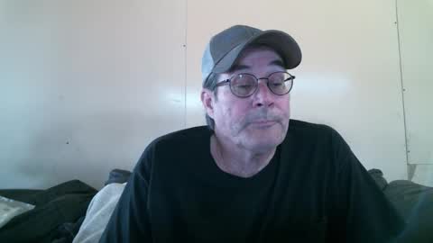 Snapshot of wbfarm chatting on 02-22-26, 05:33 WB Farm online show from 02-22-26, 05:33