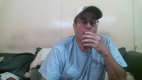 Snapshot of wbfarm chatting on 03-16-26, 01:55 WB Farm online show from 03-16-26, 01:55