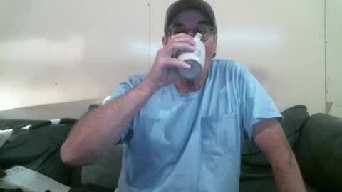 Snapshot of wbfarm chatting on 03-17-26, 12:04 WB Farm online show from 03-17-26, 12:04