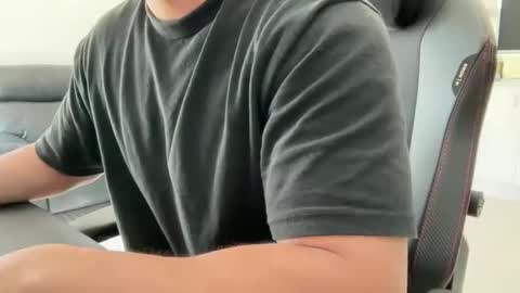 Weapon X online show from 04-07-26, 12:44