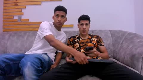 Jhonny Dick  his neighbors. online show from 09-21-25, 01:51