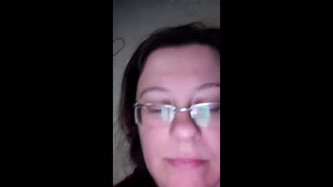 Snapshot of webgirl2 chatting on 02-11-25, 02:57 Marina online show from 02-11-25, 02:57