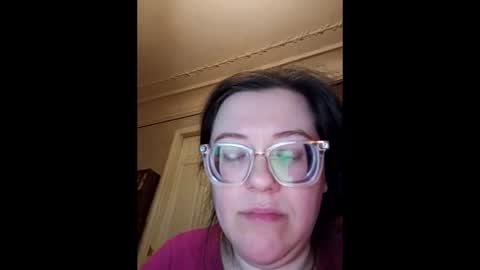 Snapshot of webgirl2 chatting on 01-16-26, 08:13 Marina online show from 01-16-26, 08:13