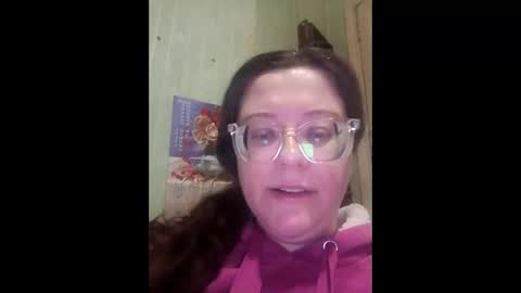 Snapshot of webgirl2 chatting on 02-12-26, 02:56 Marina online show from 02-12-26, 02:56