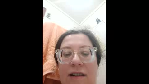 Snapshot of webgirl2 chatting on 02-24-26, 09:46 Marina online show from 02-24-26, 09:46