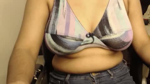 mina online show from 11-23-25, 04:18