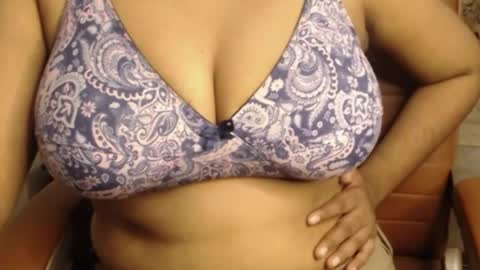 mina online show from 04-12-26, 04:01