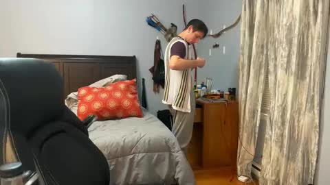 Snapshot of webslingxxxx chatting on 02-18-25, 01:43 webslingxxxx online show from 02-18-25, 01:43